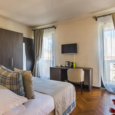 Luxury In *